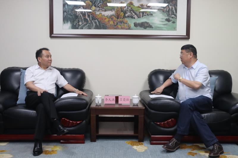 李天滿會見四川大學(xué)全球創(chuàng)聯(lián)常務(wù)副會長、四川會長呂藺強一行